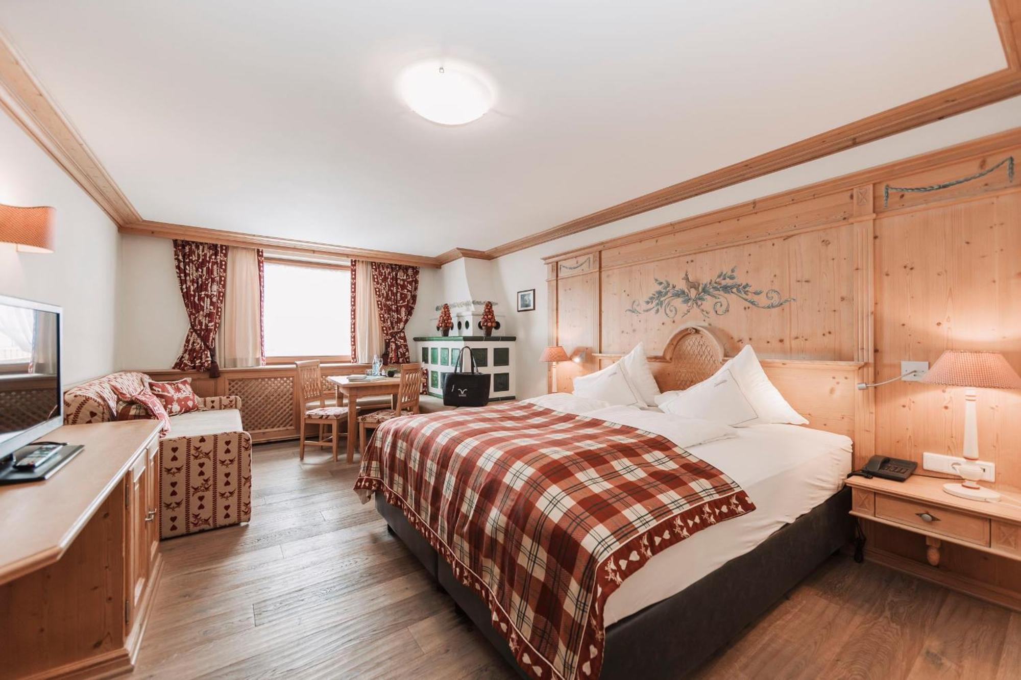 Alpine Resort Sportalm 장크트 리온하드 임 피츠탈 객실 사진